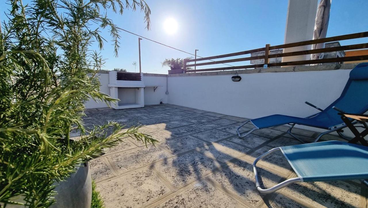 La Terrazza Dei Nonni Daire Torre Specchia Ruggeri Dış mekan fotoğraf