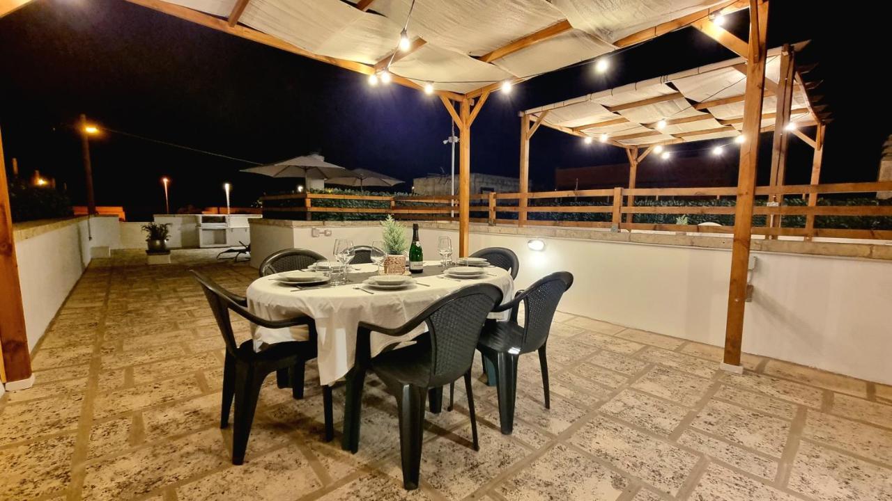 La Terrazza Dei Nonni Daire Torre Specchia Ruggeri Dış mekan fotoğraf